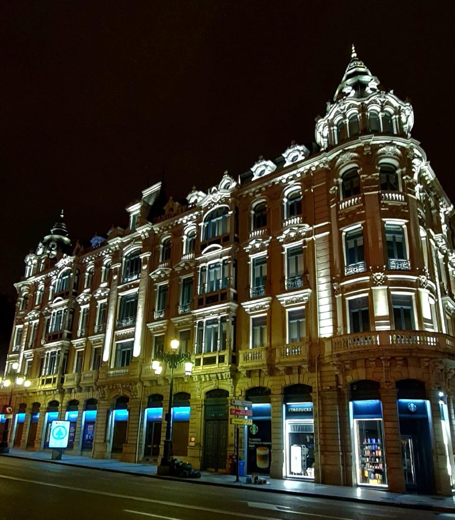 Ferienwohnung Atico De Diseno En El Centro Oviédo Exterior foto